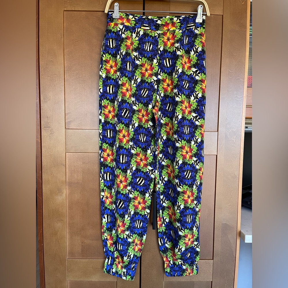 MOTHER OF PEARL Silk Floral Patterned Women's Pants, Size 6/Small